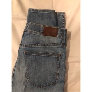 Madewell jeans size 28